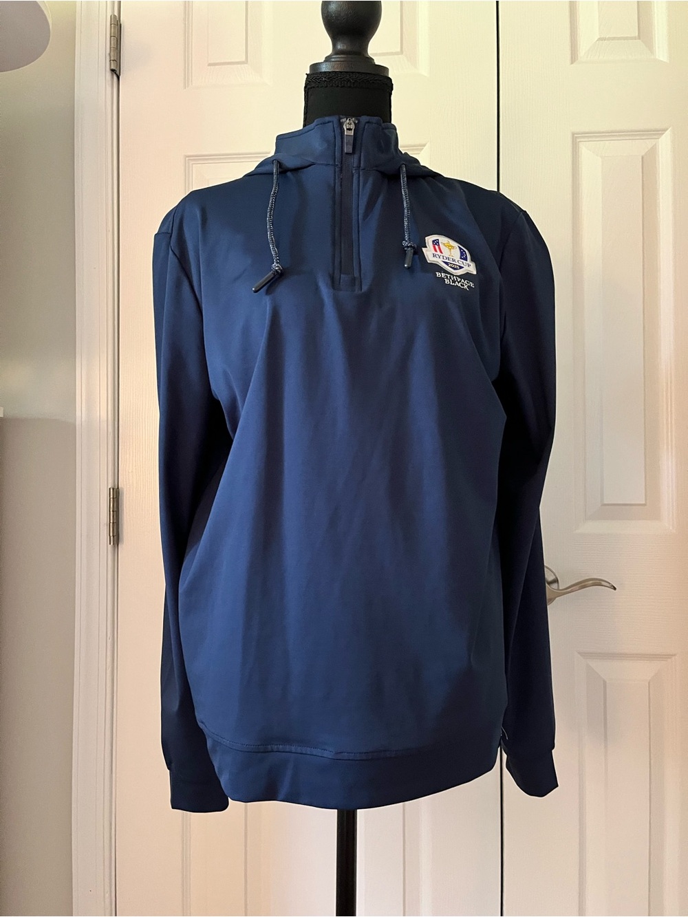 2025 Ryder Cup Quarter-Zip Hoodie | Flag & Anthem MadeFlex Sz M EUC